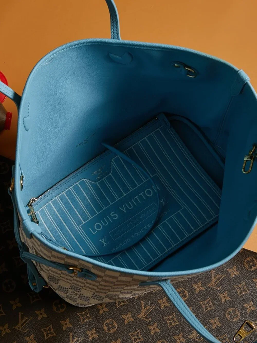 Louis Vuitton Neverfull Inside Out MM Damier Azur